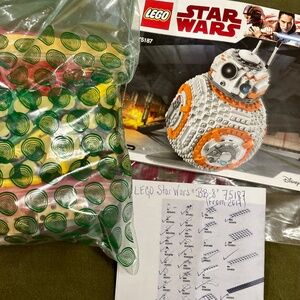 LEGO STAR WARS "BB-8" 75187 Pre-built and comes with everything but the box!